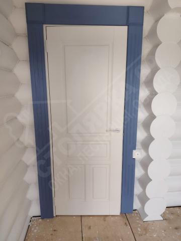 Наличник на дверь фрезерованный с декоративными накладками 006